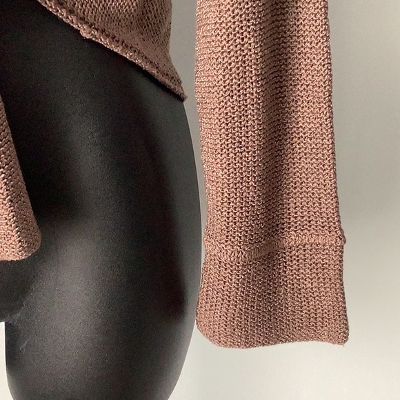 LAURA PETITES |Cropped Sweater - Picture 9 of 14